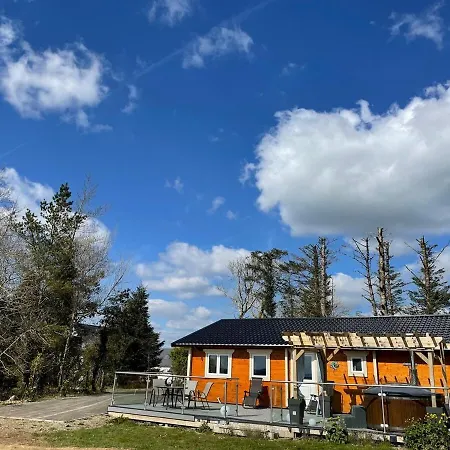 Log With Hot Tub Large Patio Near Casa de Férias