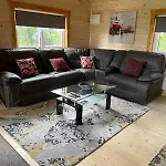 펜션 Log With Hot Tub Large Patio Near *